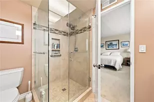 2040 Swan Dr, Costa Mesa, CA 92626 - Photo 32