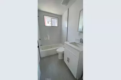 320 35th Street, Los Angeles, CA 90011 - Photo 6