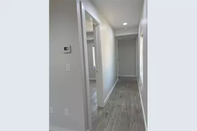 1013 Delfino, Bakersfield, CA 93304 - Photo 10