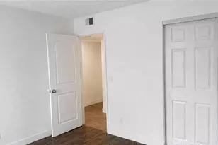 3038 Cheryllyn Ln, Anaheim, CA 92804 - Photo 6
