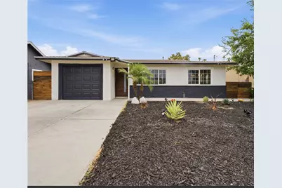 623 S Mistletoe Avenue, San Jacinto, CA 92583 - Photo 1
