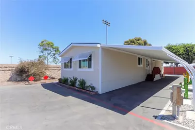 7051 Ellis Avenue #40, Huntington Beach, CA 92648 - Photo 4
