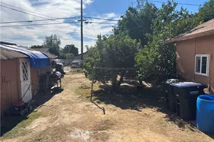 242 E M, Colton, CA 92324 - Photo 4
