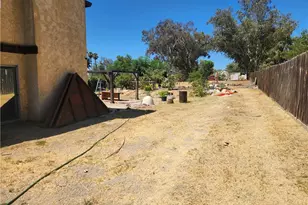 321 Park Ave, Banning, CA 92220 - Photo 2