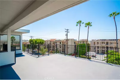2699 E 20th, Signal Hill, CA 90755 - Photo 8