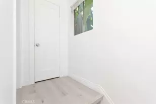 517 W 42nd, Los Angeles, CA 90037 - Photo 8