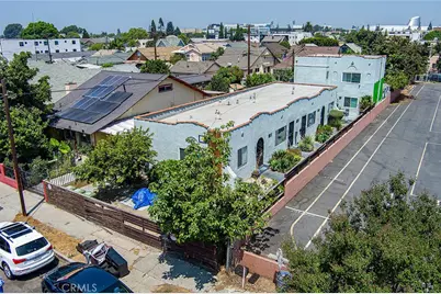 517 W 42nd, Los Angeles, CA 90037 - Photo 1