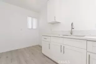 517 W 42nd, Los Angeles, CA 90037 - Photo 12