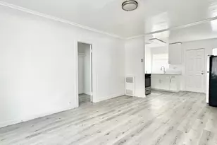 517 W 42nd, Los Angeles, CA 90037 - Photo 10