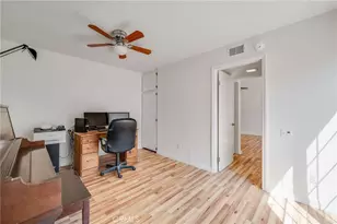 7092 Island Village Dr, Long Beach, CA 90803 - Photo 14