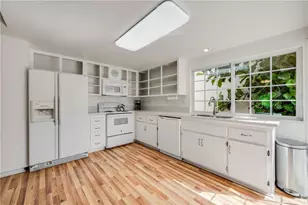 7092 Island Village Dr, Long Beach, CA 90803 - Photo 10