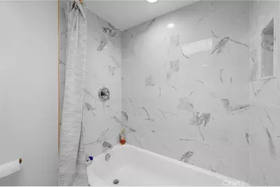 441 W 2nd, Los Angeles, CA 90731 - Photo 12