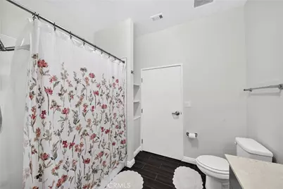 435 W Center Street, Anaheim, CA 92805 - Photo 18