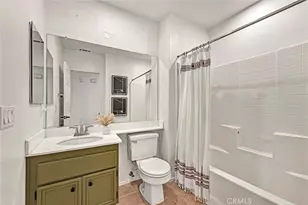 470 N Londonderry Ln, Orange, CA 92869 - Photo 14