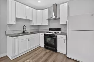 611 W 46th, Los Angeles, CA 90037 - Photo 14
