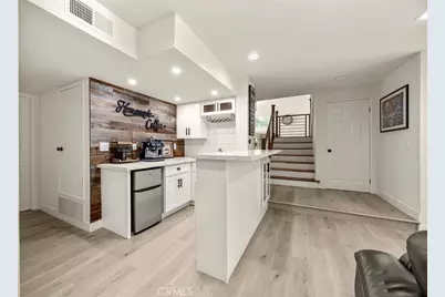 7147 E Columbus Dr, Anaheim Hills, CA 92807 - Photo 8