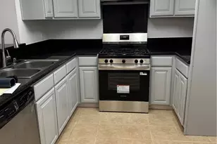 2674 Clarendon B Ave, Huntington Park, CA 90255 - Photo 6