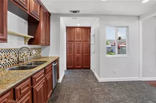 2028 W Midwood, Anaheim, CA 92804 - Photo 18