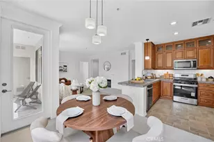 3422 Watermarke, Irvine, CA 92612 - Photo 16