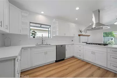 12930 Gilmore Avenue, Los Angeles, CA 90066 - Photo 6