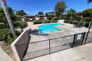 801 K-4 S Lyon, Santa Ana, CA 92705 - Photo 4