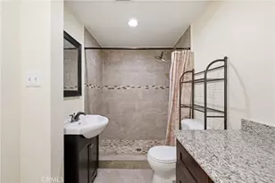 1946 W Broadway, Anaheim, CA 92804 - Photo 18