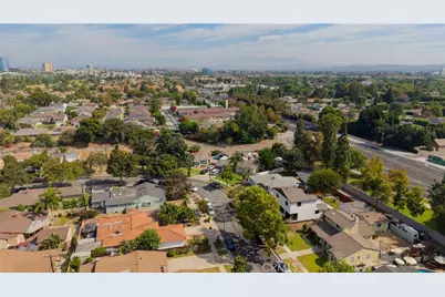 2409 N Hesperian Street, Santa Ana, CA 92706 - Photo 30