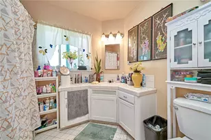 1390 W 33rd St, Long Beach, CA 90810 - Photo 20