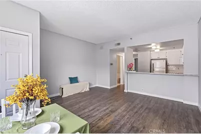 730 W 4th Street #308, Long Beach, CA 90802 - Photo 2