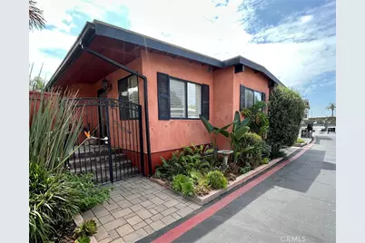 103 Yorktown, Newport Beach, CA 92660 - Photo 4
