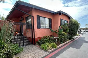 103 Yorktown, Newport Beach, CA 92660 - Photo 4