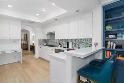 11740 W Sunset Boulevard #14, Los Angeles, CA 90049 - Photo 6
