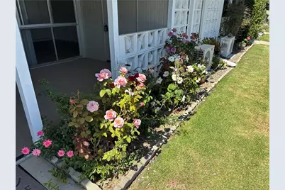 1621 Monterey Road #M2-19D, Seal Beach, CA 90740 - Photo 20
