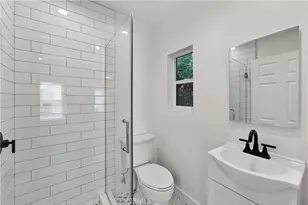 3538 London, Los Angeles, CA 90026 - Photo 24