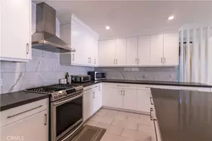 18816 Superior St, Northridge, CA 91324 - Photo 10