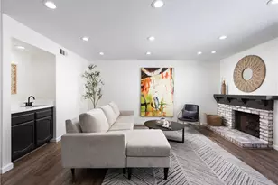 212 Mayfair, Costa Mesa, CA 92627 - Photo 6