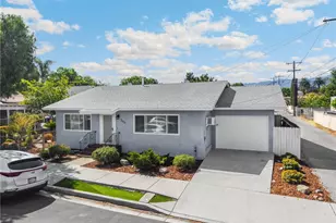 308 W 10th St, Corona, CA 92882 - Photo 4
