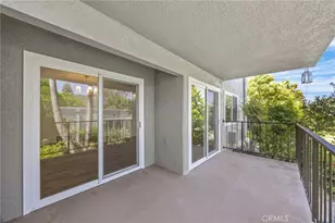 2354 Via Mariposa, Laguna Woods, CA 92637 - Photo 16