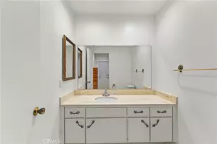 7791 Denise, La Palma, CA 90623 - Photo 34