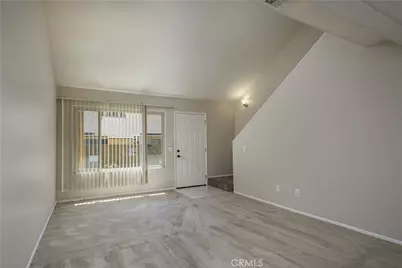 435 W 9th #E1, Upland, CA 91786 - Photo 2