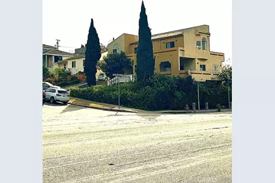 12330 Stanwood, Los Angeles, CA 90066 - Photo 2