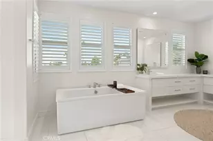 208 Ocean Pl, Seal Beach, CA 90740 - Photo 22