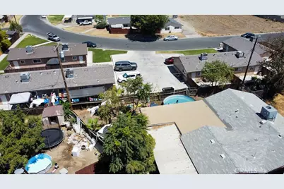 1785 Woodland Drive, Hanford, CA 93230 - Photo 8