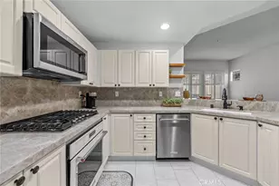 2938 Claremore Ln, Los Alamitos, CA 90720 - Photo 16