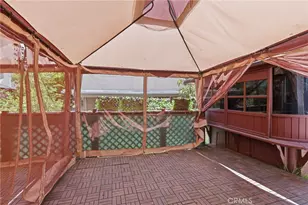 9300 Burnet Ave, North Hills, CA 91343 - Photo 14