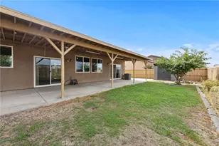8209 Coral Point Ct, Bakersfield, CA 93313 - Photo 32