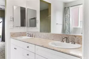 8209 Coral Point Ct, Bakersfield, CA 93313 - Photo 20