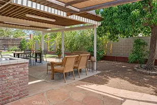 9087 Rosecrest Ln, Fontana, CA 92335 - Photo 40