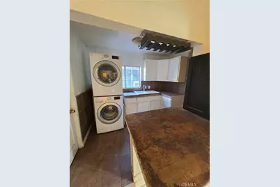 5925 Whitnall Highway, Los Angeles, CA 91601 - Photo 22