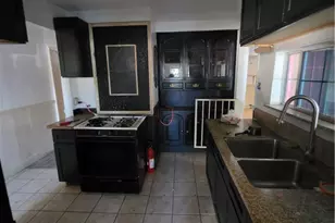 5925 Whitnall Hwy, Los Angeles, CA 91601 - Photo 36